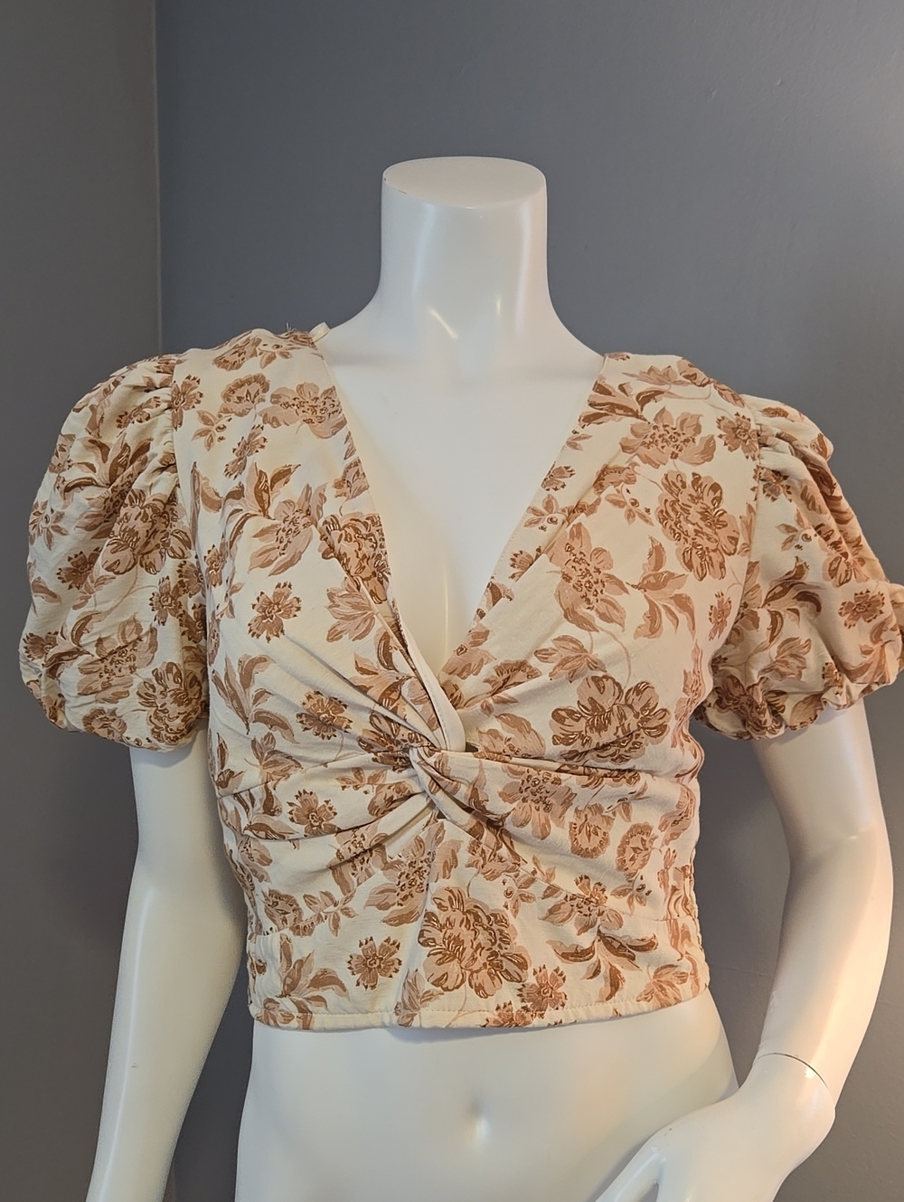 Midnight Sky Women's Cream w Brown Floral Twist-Front Puff Sleeve Lined Top L